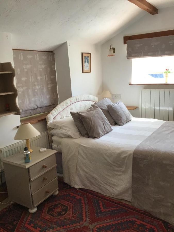 Barn Park Farm, Bed And Breakfast Stockland エクステリア 写真